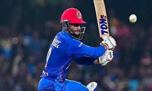 उमरजई ने ICC अवार्ड्स में पुरुष वनडे क्रिकेटर ऑफ द ईयर का खिताब जीता
