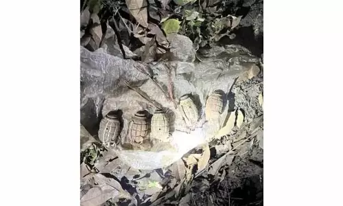 गणतंत्र दिवस से पहले Assam में विस्फोटक बरामद गणतंत्र दिवस से पहले Assam में विस्फोटक बरामद