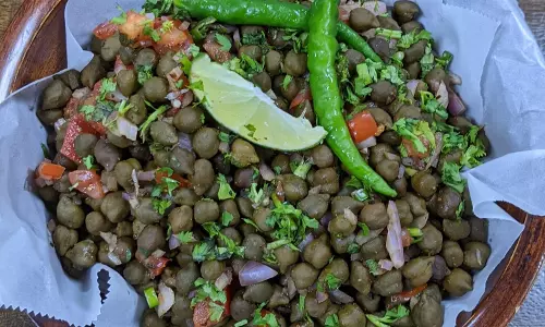 हरा चना चाट रेसिपी हरा चना चाट रेसिपी