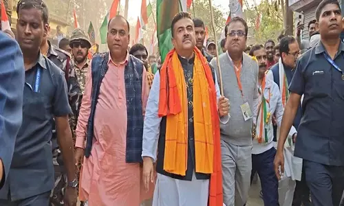 गणतंत्र दिवस समारोह: BJP के सुवेंदु अधिकारी ने मालदा में निकाली रैली गणतंत्र दिवस समारोह: BJP के सुवेंदु अधिकारी ने मालदा में निकाली रैली