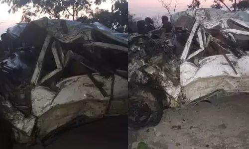 Arunachal : रोइंग में स्कॉर्पियो पहाड़ी से गिरी, एक की मौत Arunachal : रोइंग में स्कॉर्पियो पहाड़ी से गिरी, एक की मौत