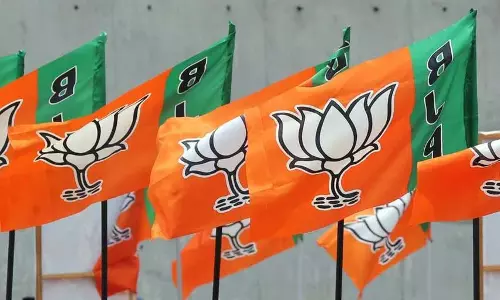 Palakkad : आरएसएस के हस्तक्षेप से भाजपा में गुटबाजी दूर हुई
