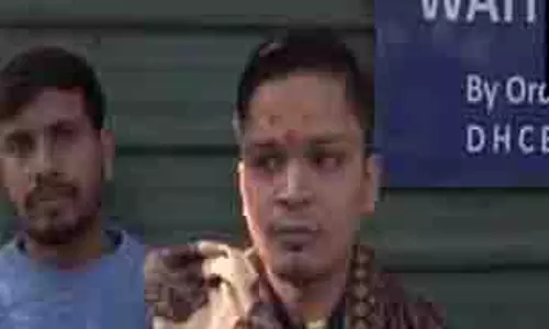 दिल्ली चुनाव: पुलिस ने कहा कि ट्रांसजेंडर राजन सिंह को कोई खतरा नहीं, HC ने याचिका का निपटारा किया दिल्ली चुनाव: पुलिस ने कहा कि ट्रांसजेंडर राजन सिंह को कोई खतरा नहीं, HC ने याचिका का निपटारा किया
