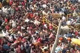 Ayodhya: गणतंत्र दिवस पर टूटा रिकॉर्ड, राम नगरी पहुंचे 25 लाख श्रद्धालु Ayodhya: गणतंत्र दिवस पर टूटा रिकॉर्ड, राम नगरी पहुंचे 25 लाख श्रद्धालु