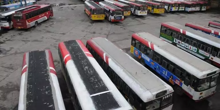 TSRTC कर्मचारियों ने लंबित मांगें पूरी न होने पर 9 फरवरी से अनिश्चितकालीन हड़ताल की चेतावनी दी