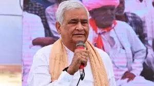 Jaipur: कृषि मंत्री किरोड़ीलाल मीणा ने एक बार फिर पद छोड़ने के दिए संकेत Jaipur: कृषि मंत्री किरोड़ीलाल मीणा ने एक बार फिर पद छोड़ने के दिए संकेत