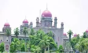 Telangana HC ने इंदिराम्मा आत्मीय भरोसा के तहत केवल ग्रामीण सहायता पर सवाल उठाए Telangana HC ने इंदिराम्मा आत्मीय भरोसा के तहत केवल ग्रामीण सहायता पर सवाल उठाए