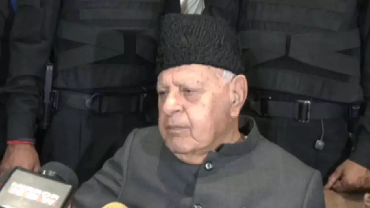 Jammu: एनसी अध्यक्ष ने प्रतिनिधिमंडलों से मुलाकात की Jammu: एनसी अध्यक्ष ने प्रतिनिधिमंडलों से मुलाकात की
