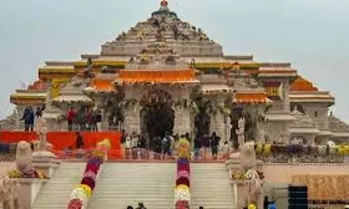 Ayodhya:  दर्शन के लिए आए एक महिला समेत दो श्रद्धालुओं की मौत