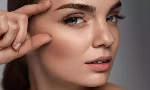 Beauty: घनी और काली आइब्रो पाने का सस्ता घरेलू उपाय Beauty: घनी और काली आइब्रो पाने का सस्ता घरेलू उपाय