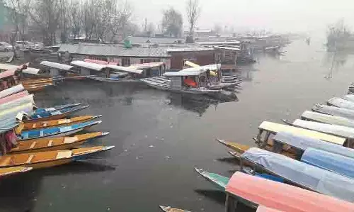 चिल्लई कलां खत्म होने के करीब, कश्मीर और लद्दाख में ठंड बढ़ी चिल्लई कलां खत्म होने के करीब, कश्मीर और लद्दाख में ठंड बढ़ी