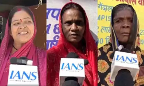 मध्य प्रदेश : राज्यपाल मंगू भाई पटेल ने प्रधानमंत्री जन मन योजना के हितग्राहियों से किया संवाद मध्य प्रदेश : राज्यपाल मंगू भाई पटेल ने प्रधानमंत्री जन मन योजना के हितग्राहियों से किया संवाद