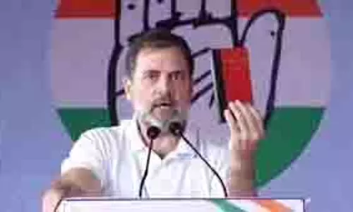 राहुल ने भाजपा-आरएसएस पर अंबेडकर और संविधान का अपमान करने का आरोप लगाया राहुल ने भाजपा-आरएसएस पर अंबेडकर और संविधान का अपमान करने का आरोप लगाया