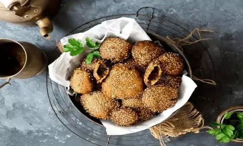Methi Vada Recipe: शाम के नाश्ते में बनाएं मेथी वड़ा, जानें रेसिपी