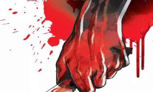 Telangana: तेलंगाना में अंतरजातीय विवाह करने पर व्यक्ति की हत्या Telangana: तेलंगाना में अंतरजातीय विवाह करने पर व्यक्ति की हत्या