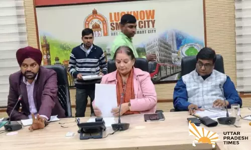 Lucknow: मेयर सुषमा खर्कवाल सफाई कार्यों में खामियों पर भड़की