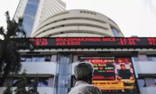 Stock Market Today: सेंसेक्स 300 अंक ऊपर, निफ्टी 50 22,900 के करीब पहुंचा