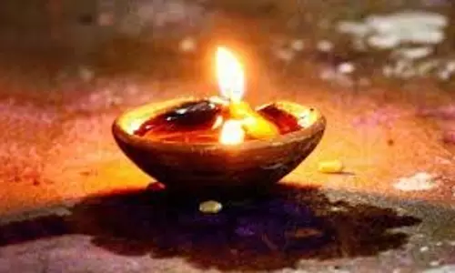 Mauni Amavasya 2025:  29 जनवरी मौनी अमावस्या पर जलाएं इस तेल का दीपक, खुशियों की रोशनी से भर जाएगा आपका जीवन