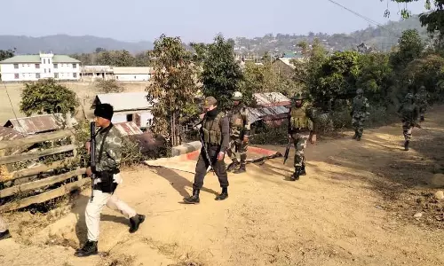 Manipur Police: आगजनी के मामले में एक किशोर समेत 3 लोगों को गिरफ्तार किया