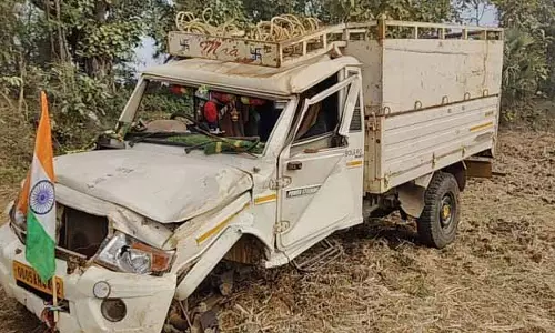 परेड ग्राउंड जा रही पिकअप वैन पलटने से छात्र की मौत, एचएम निलंबित
