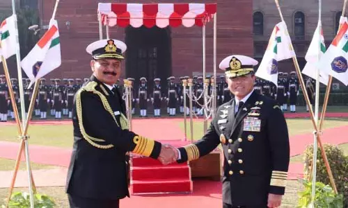 इंडोनेशियाई नौसेना प्रमुख ने एडमिरल त्रिपाठी, सीडीएस जनरल चौहान के साथ बातचीत की