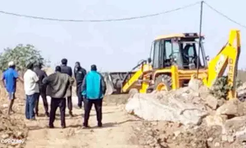 हाइड्रा ने Ameenpur lake के पास एक लेआउट में तोड़फोड़ शुरू की