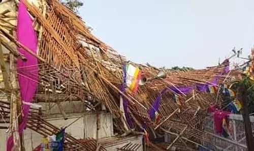 मचान ढहने से सात लोगों की मौत पर सीएम योगी ने जताया दुख मचान ढहने से सात लोगों की मौत पर सीएम योगी ने जताया दुख