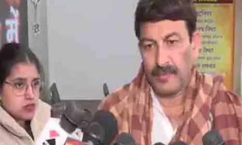 BJP सांसद मनोज तिवारी ने हरियाणा जल विवाद पर आप पर निशाना साधा BJP सांसद मनोज तिवारी ने हरियाणा जल विवाद पर आप पर निशाना साधा