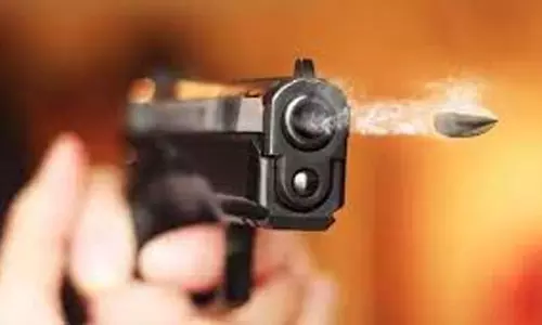 डकैतों ने महिला को मारी गोली, रात ढाई बजे घुसे थे घर में डकैतों ने महिला को मारी गोली, रात ढाई बजे घुसे थे घर में