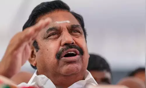 पलानीस्वामी ने मछुआरों के मुद्दे पर सत्तारूढ़ डीएमके की आलोचना की पलानीस्वामी ने मछुआरों के मुद्दे पर सत्तारूढ़ डीएमके की आलोचना की