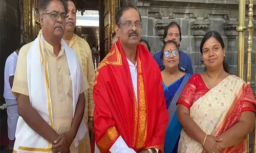 इसरो प्रमुख ने GSLV-F15 की सफलता के लिए तिरुमाला मंदिर में प्रार्थना की