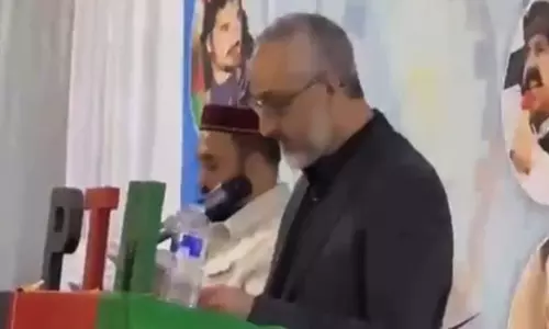 बलूच नेता ने Pakistan के क्रूर उत्पीड़न के खिलाफ एकजुटता का आह्वान किया बलूच नेता ने Pakistan के क्रूर उत्पीड़न के खिलाफ एकजुटता का आह्वान किया