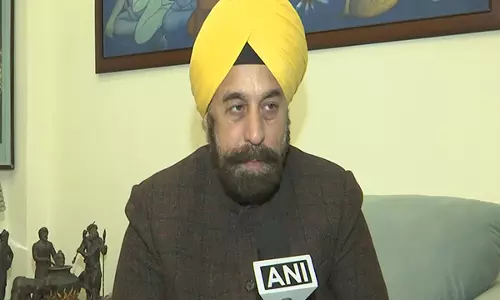 BJP के आरपी सिंह ने महाकुंभ पर खड़गे की टिप्पणी का जवाब दिया BJP के आरपी सिंह ने महाकुंभ पर खड़गे की टिप्पणी का जवाब दिया