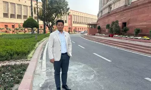Sikkim के सांसद इंद्र हैंग सुब्बा ने 2025 में कैलाश मानसरोवर यात्रा फिर से शुरू Sikkim के सांसद इंद्र हैंग सुब्बा ने 2025 में कैलाश मानसरोवर यात्रा फिर से शुरू