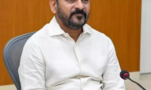 BRS नेता ने फॉर्मूला ई कार रेस को लेकर तेलंगाना सीएम के खिलाफ शिकायत दर्ज कराई