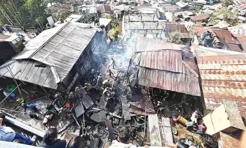 Nagaland : मोकोकचुंग में आग से घर जलकर खाक Nagaland : मोकोकचुंग में आग से घर जलकर खाक