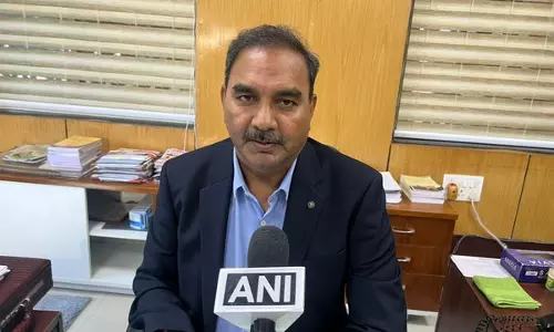 Lokayukta Police ने भ्रष्टाचार के मामले में राज्य परिवहन विभाग के पूर्व कांस्टेबल को हिरासत में लिया Lokayukta Police ने भ्रष्टाचार के मामले में राज्य परिवहन विभाग के पूर्व कांस्टेबल को हिरासत में लिया