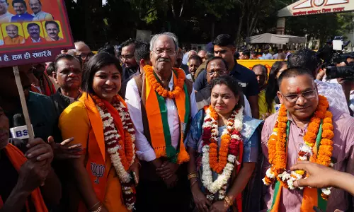 नगर निगम चुनाव में भाजपा की विजय सुनिश्चित करने मैदान में उतरे सांसद बृजमोहन