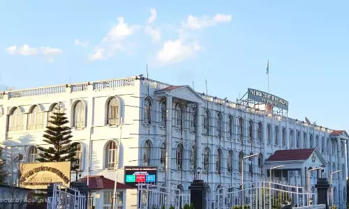 Meghalaya हाईकोर्ट ने आईवीएफ आयु सीमा को चुनौती देने वाली महिला के लिए Meghalaya हाईकोर्ट ने आईवीएफ आयु सीमा को चुनौती देने वाली महिला के लिए