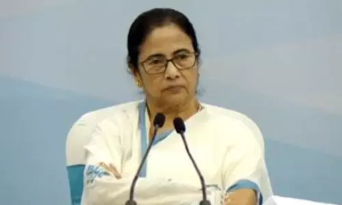 Kolkata : तृणमूल अगले महीने 2026 बंगाल विधानसभा चुनावों पर बैठक करेगी Kolkata : तृणमूल अगले महीने 2026 बंगाल विधानसभा चुनावों पर बैठक करेगी
