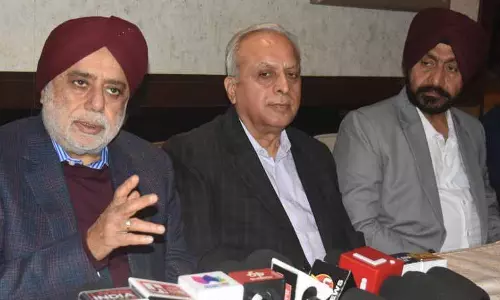 पद्मश्री पुरस्कार माता-पिता को समर्पित: Avon chairman