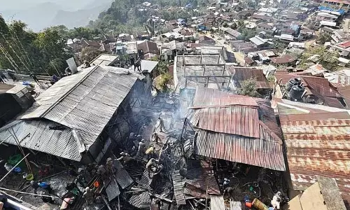 Nagaland : मोकोकचुंग में आग लगने से घर जलकर खाक, दो अन्य क्षतिग्रस्त Nagaland : मोकोकचुंग में आग लगने से घर जलकर खाक, दो अन्य क्षतिग्रस्त