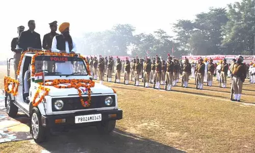 खुदियां ने Tarn Taran में फहराया तिरंगा