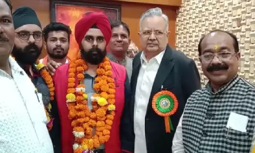 BJP ने पूर्व अफसर पर जताया भरोसा, दिया पार्षद टिकट, ऐसे चर्चा में आए