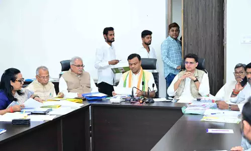रायपुर कांग्रेस पार्षद प्रत्याशियों की पूरी लिस्ट अब तक नहीं, अधिकृत प्रत्याशी के नाम से सीधे बी-फार्म जारी होगा रायपुर कांग्रेस पार्षद प्रत्याशियों की पूरी लिस्ट अब तक नहीं, अधिकृत प्रत्याशी के नाम से सीधे बी-फार्म जारी होगा