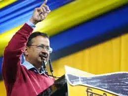 Kejriwal to PM: अरबपतियों को दिए गए ऋण माफ करने पर रोक लगाने के लिए कानून बनाएं