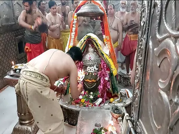 Mauni Amavasya: महाकालेश्वर मंदिर में विशेष भस्म आरती की गई