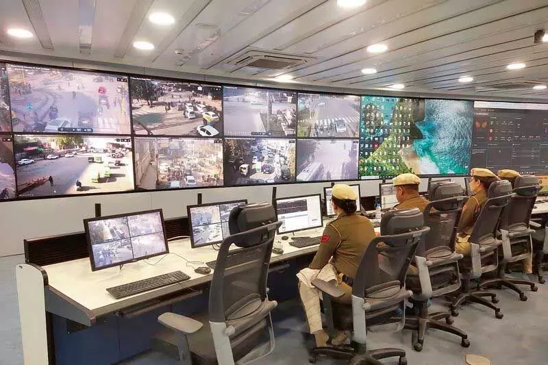 यातायात पुलिस ने उल्लंघनों की जांच के लिए CCTV सॉफ्टवेयर अपडेट किया