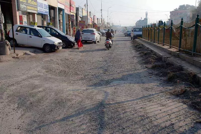 Haryana : करनाल नगर निगम ने घटिया काम के लिए एजेंसी को 2 साल के लिए Haryana : करनाल नगर निगम ने घटिया काम के लिए एजेंसी को 2 साल के लिए