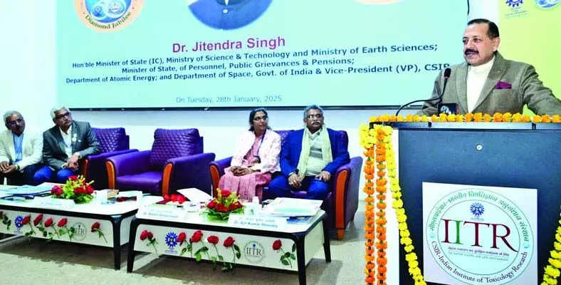 Dr. Jitendra ने लखनऊ टॉक्सिकोलॉजी इंस्टीट्यूट के हीरक जयंती समारोह को संबोधित किया